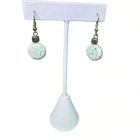 14” Turquoise Tone Dyed Stone Layered Gold Tone Chains Necklace & Earrings Combo - Picture 8 of 10